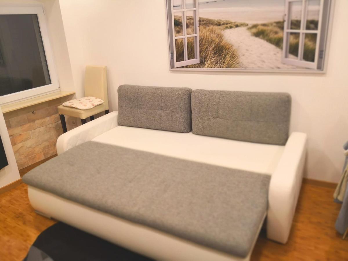 Apartman Speranza ロヴィニ エクステリア 写真