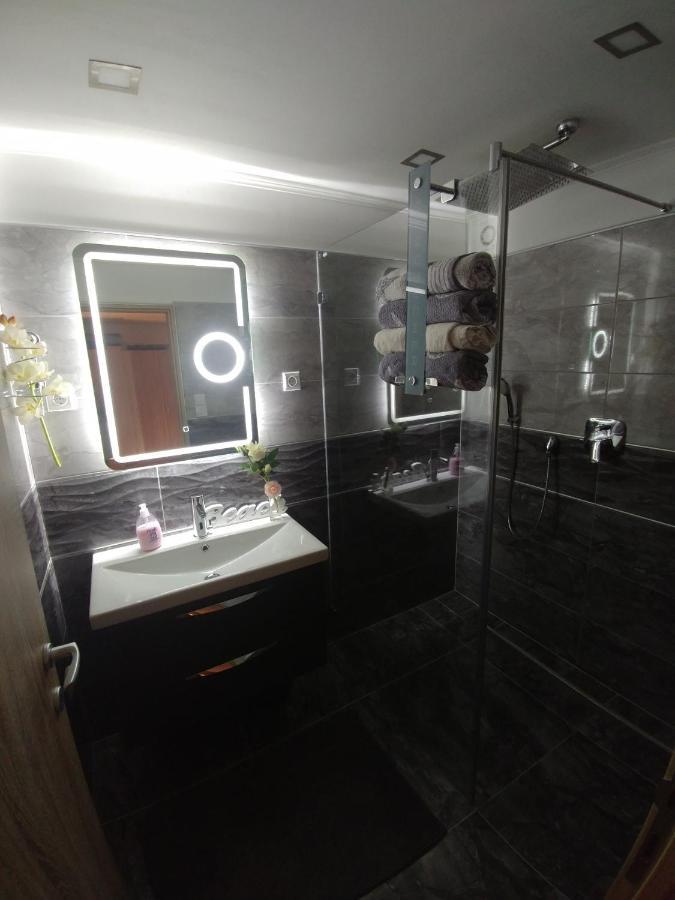 Apartman Speranza ロヴィニ エクステリア 写真